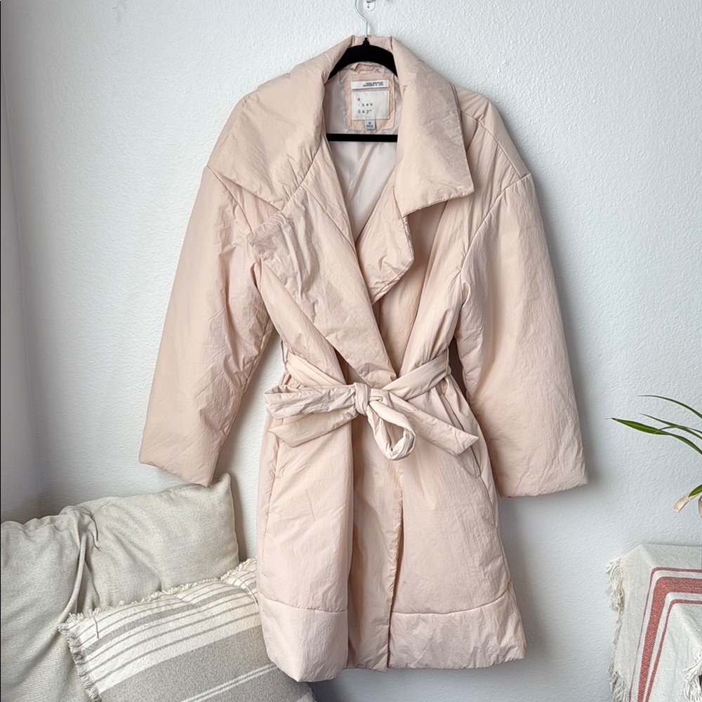 Chic Light Pink Belted Coat